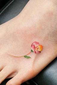 Diversos dissenys de tatuatges de flors fresques per a les nenes