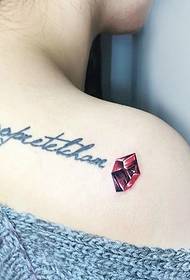 Tattoo álainn Béarla le haghaidh prostitutes