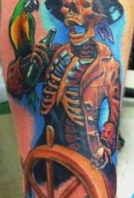 Rangka bajak laut warna lengan dengan gambar tatu parrot
