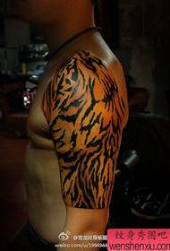 Male arm super handsome leopard tattoo pattern