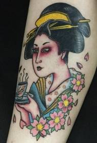 Maluwa apinki ndi mawonekedwe okongola a tattoo ya geisha