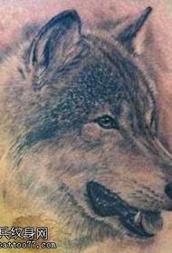 Patró de tatuatge de llop