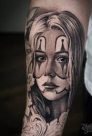 Paquete de tatuaje de rapaza de rapaza gris escuro