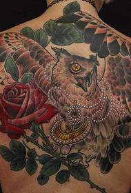 Όμορφη τατουάζ μοτίβα πεταλούδα και hornbill τατουάζ στο μηρό