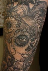 Ginklai nuostabios pilkos spalvos rašalo mirties tatuiruotė