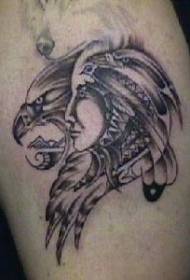 Keça Indian û dirûvê tattooê ya eagle