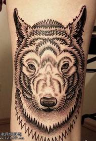 Patró de tatuatge de cap de llop de braç