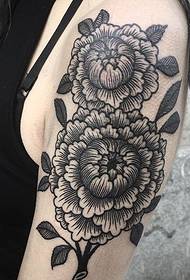 Красивый черный цветочный узор татуировки