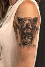 Ramena siva Paulo vukova glava i djevojke tetovaža slike