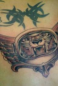 Patrón de tatuaxe de tigre e ás