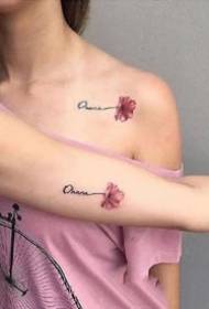 En lille frisk tatovering af veninder: et sæt smukke små friske tatoveringer til søstre kærester