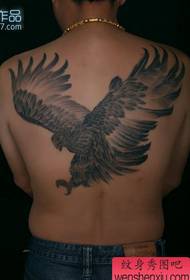 Орлиный образец татуировки: полная спина Орлиный образец татуировки