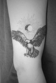 Eagle Tattoo 9 individuálních a elegantních vzorů Eagle Tattoo