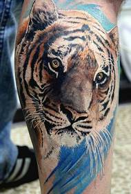 modello di tatuaggio testa di tigre di colore classico fresco per gambe maschili