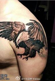 skouder eagle tattoo patroan