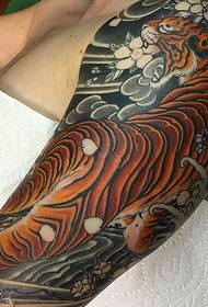 Hallef A Tiger Totem Tattoo Muster