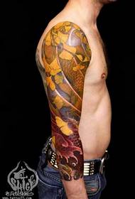modèle de tatouage de bras calmar rouge