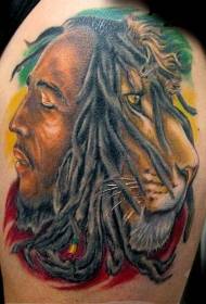 model de tatuaj colorat jumătate portret jumătate leu