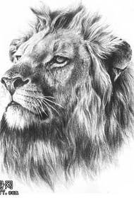 modeli i dorëshkrimit të tatuazheve të luanit