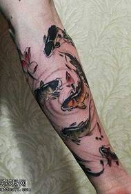 팔 잉크 오징어 연꽃 문신 패턴