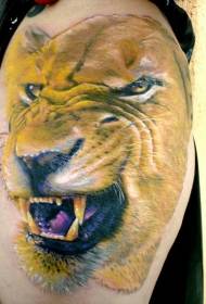 kojų spalvos liūtas Alex punk tatuiruotės modelis
