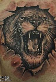 patrón de tatuaxe de león de peito