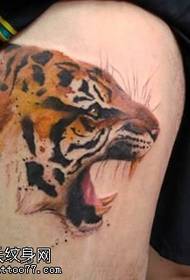Legged Ferocious Big Tiger Tattoo Patroon