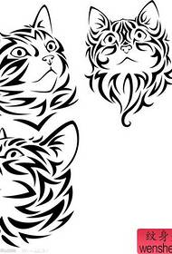 erittäin söpö pieni tiikeri Totem Tattoo Pattern