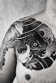 garabka madow koi tattoo qaabka