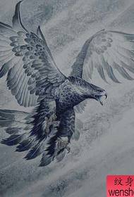 Картина на татуировка на орел