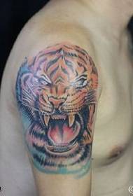Tiger Tattoo Muster fir Schëllerfangeren