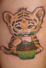 søde Lille tiger og kage tatoveringsmønster
