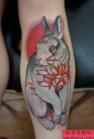 pop Ett klassiskt tatueringsmönster för kanin
