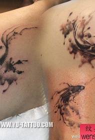 drie pragtige Ink-styl inkvis tattoo patroon