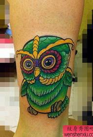 Legs popular classic owl tattoo pattern