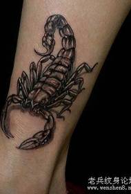 Scorpion tattoo pattern: a popular classic leg tweezers tattoo pattern