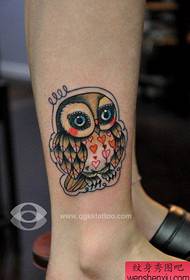 girl's leg cute owl tattoo pattern