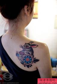 girls shoulder cute popular Bunny tattoo pattern