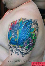 beautiful and handsome arm color squid tattoo pattern