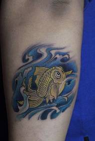 Arm cute little goldfish tattoo pattern