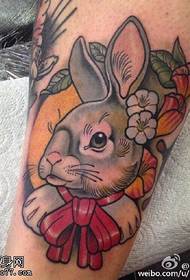 Beautiful and beautiful little gray rabbit tattoo pattern