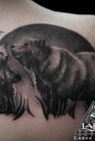 Tatuado urso mastro vario de forta kaj furioza kaj krea urso tatuaje ŝablono