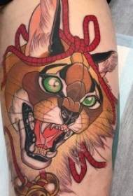 uzorak tetovaže na životinjama s različitim obojenim oblicima i stilovima tetovaža različitih životinjskih tetovaža