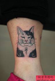 腿經典流行貓紋身圖案
