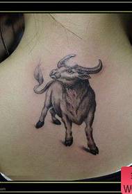 girls back a bull tattoo pattern