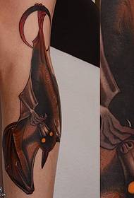 pola tattoo anak sapi Bat