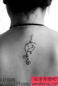 pekný tetovací vzor pre totemy