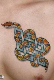 modèle de tatouage de serpent de la poitrine