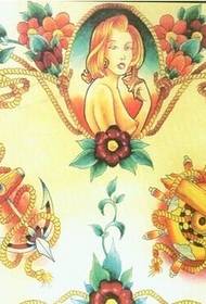 गुलदाउदी टैटू पांडुलिपि चित्र के साथ बहुत अच्छा दिखने वाला रंग सुनहरी