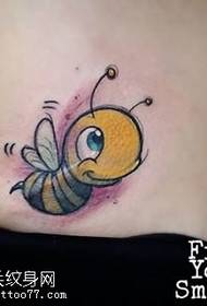 patrón de tatuaje de abeja de cintura